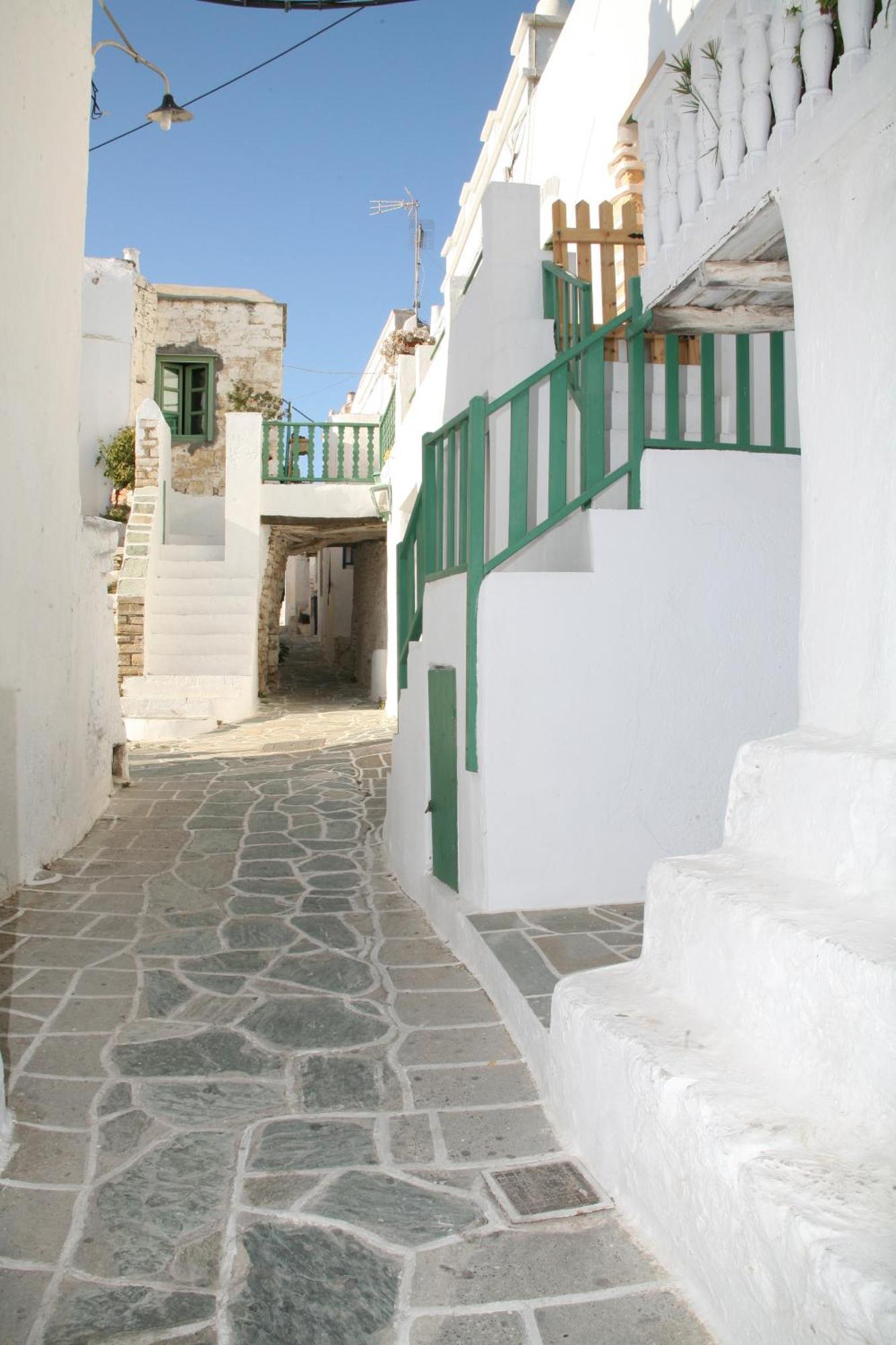 Anima Apartments Folegandros Town Екстер'єр фото